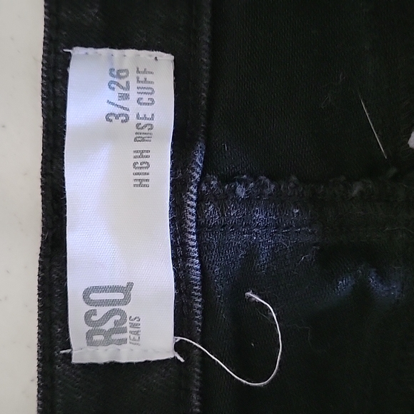 RSQ Shorts - Picture 2 of 3